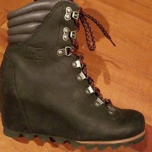 Sorel boot size 6.5